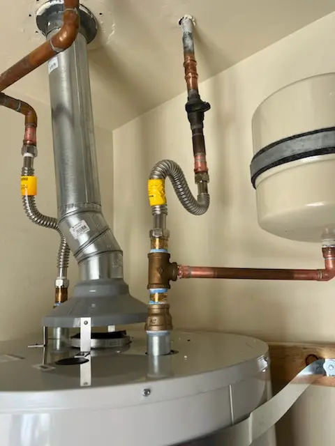 Water heater installation and plumbing repair in Beach Glen